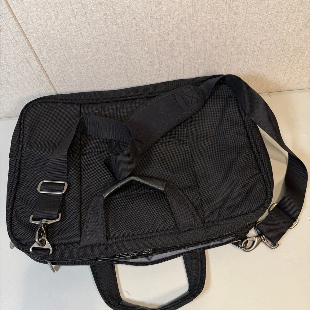 Black Men's‎ Laptop Messenger Bag